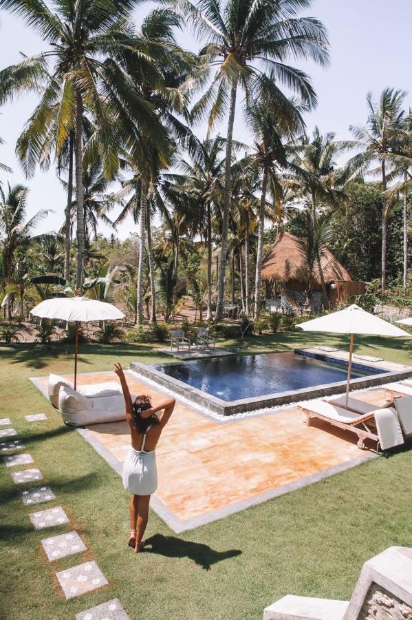 La Royale Romantic Bamboo Villas Klungkung ภายนอก รูปภาพ